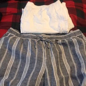Old navy linen pants xl two pair one new w/ tags